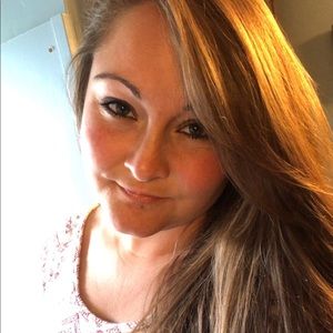 Meet your Posher, Briana